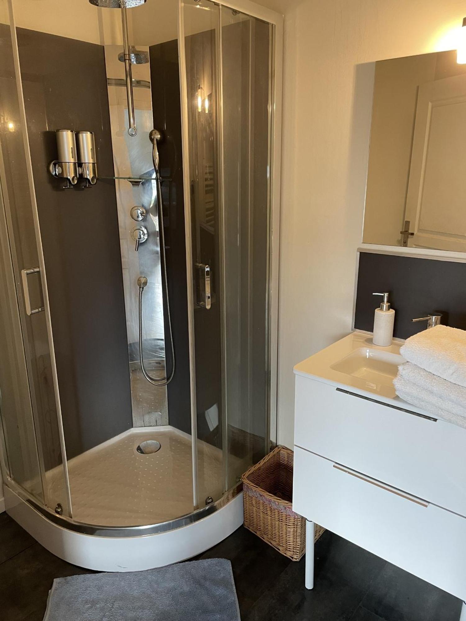 Appartshotels'De Ville Bourg-lès-Valence الغرفة الصورة