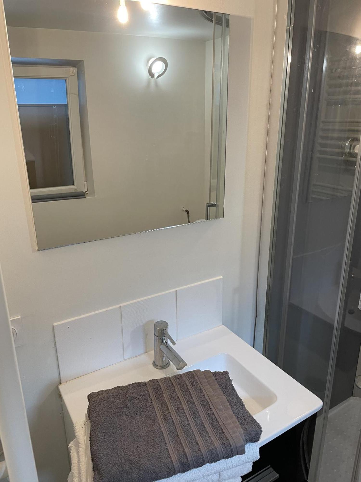 Appartshotels'De Ville Bourg-lès-Valence الغرفة الصورة